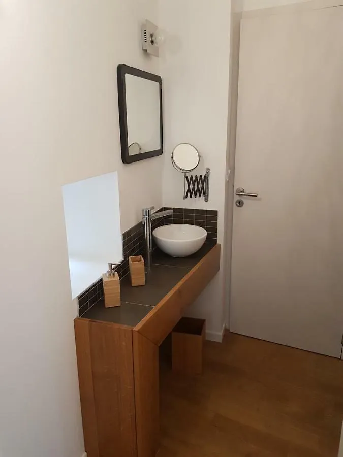 The Troll Apartment Mercurol-Veaunes 0*,